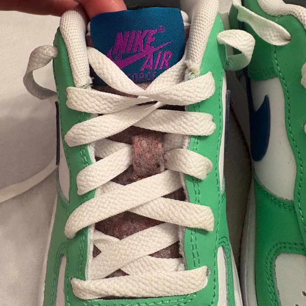 Nike Air Force 1 LV8 Play Sneakers 6.5Y Green Blue Y2K Streetwear FJ4613-100 - Picture 6 of 16